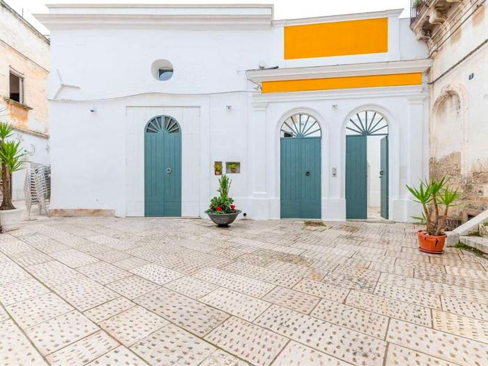 Casa con 6 locali in vendita in Via Vittorio Emanuele II, Grottaglie