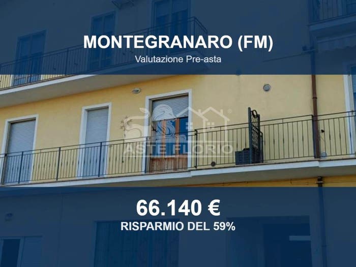 Appartamento con 6 locali in vendita in Via Asiago, Centro, Montegranaro