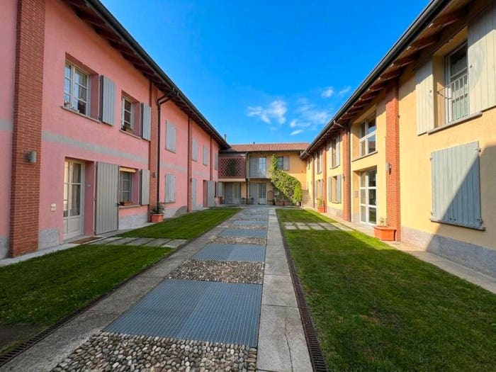 Appartamento bilocale in vendita in Strada per Riazzolo, Albairate