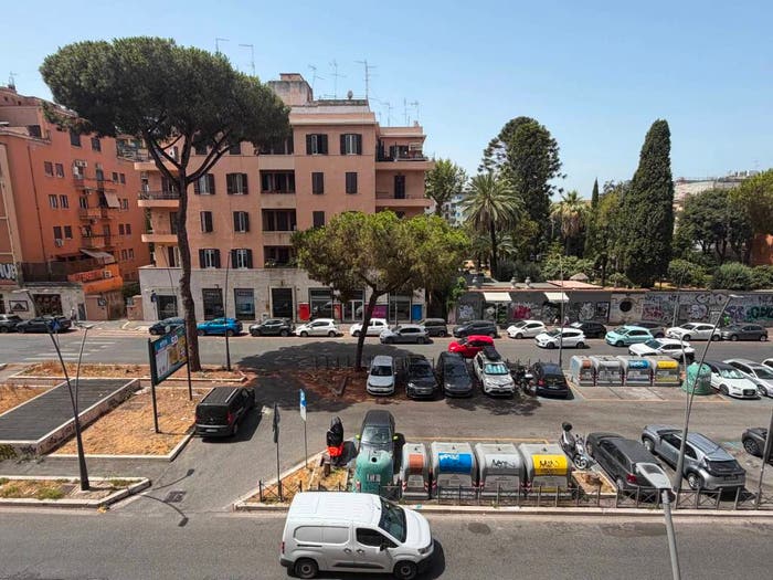 Appartamento trilocale in vendita in Via Appia Nuova, Re di Roma, Roma