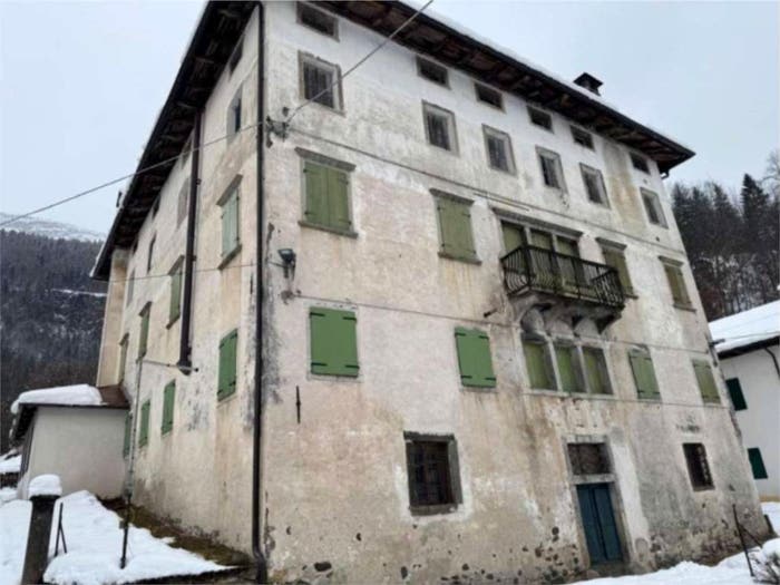 Appartamento con 5 locali in vendita in Via borgo rocchette, Forno Di Zoldo, Val di Zoldo