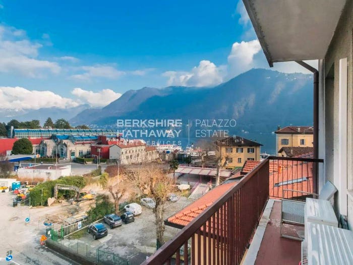 Appartamento trilocale in vendita in Via della Conciliazione, Tavernola, Como
