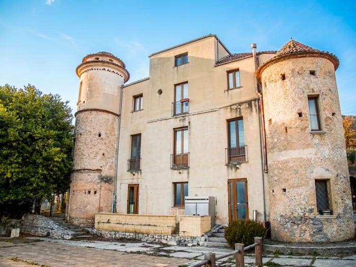 Case in Vendita e in Affitto - 2