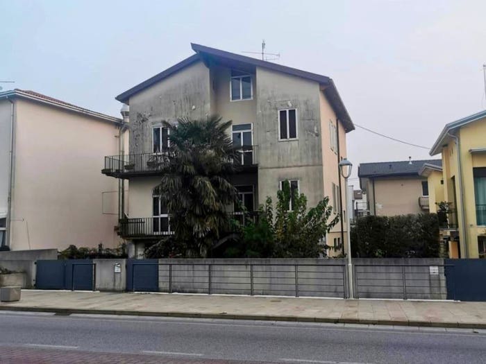 Casa con 6 locali in vendita in Via Riviera del Brenta, Fiesso d'Artico