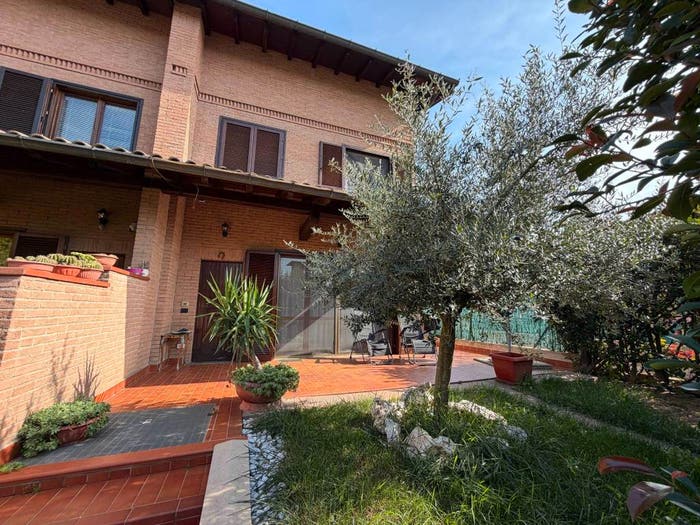 Casa con 5 locali in vendita in Via Aldo Moro, Verderio Inferiore, Verderio