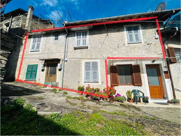 Casa con 6 locali in vendita in Ponte di Nava, Ormea