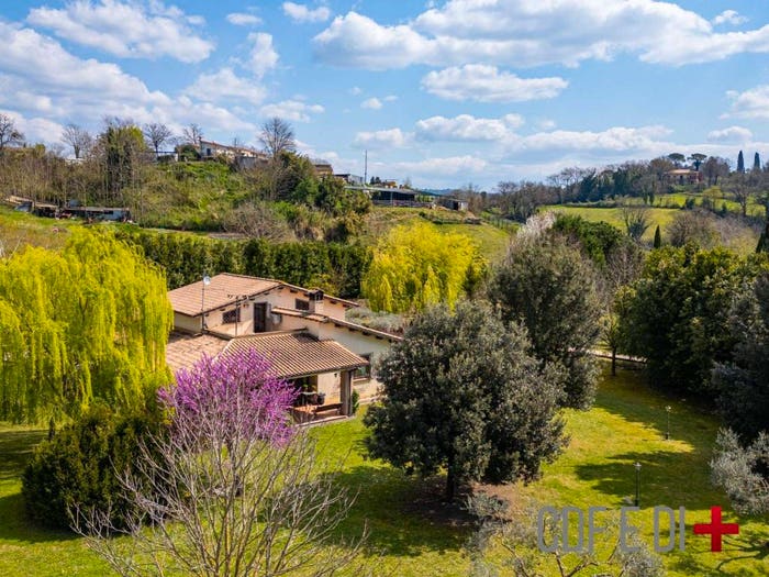 Casa con 5 locali in vendita in Via Santa Lucia, Castel San Pietro, Poggio Mirteto