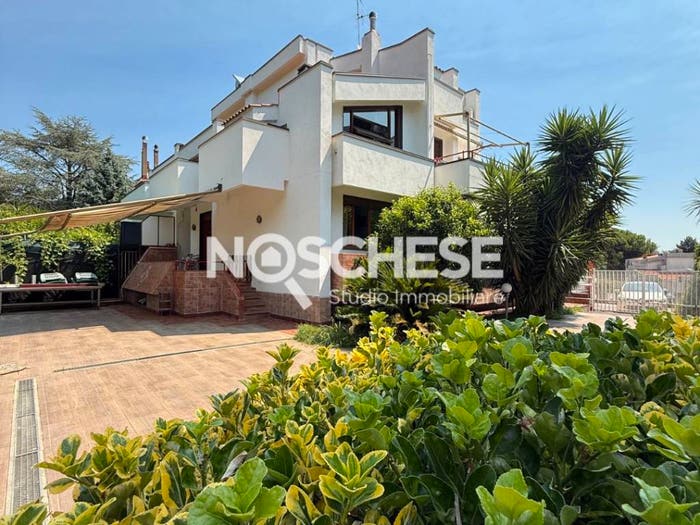 Casa con 6 locali in vendita in Via San Nicola, Capezzano Inferiore, Pellezzano