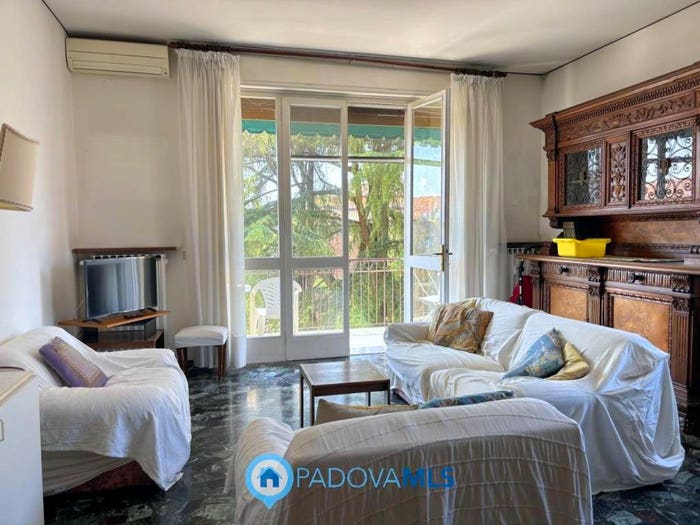 Appartamento quadrilocale in vendita in Via Teofilo Folengo, Specola, Padova