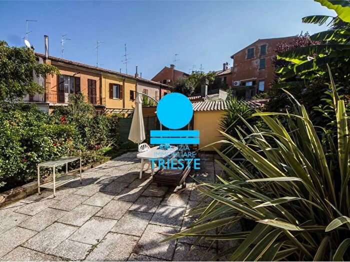 Casa con 6 locali in vendita in Centro Storico, Pesaro