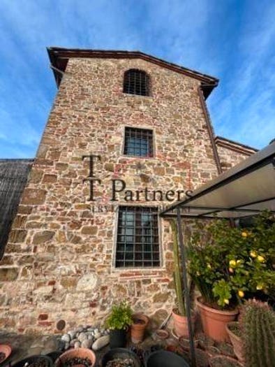 Casa con 5 locali in vendita in Via della Pescaia, Marignolle Bellosguardo, Firenze