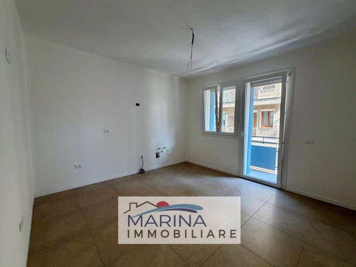 Appartamento trilocale in vendita in Via Sagittario, Sottomarina, Chioggia