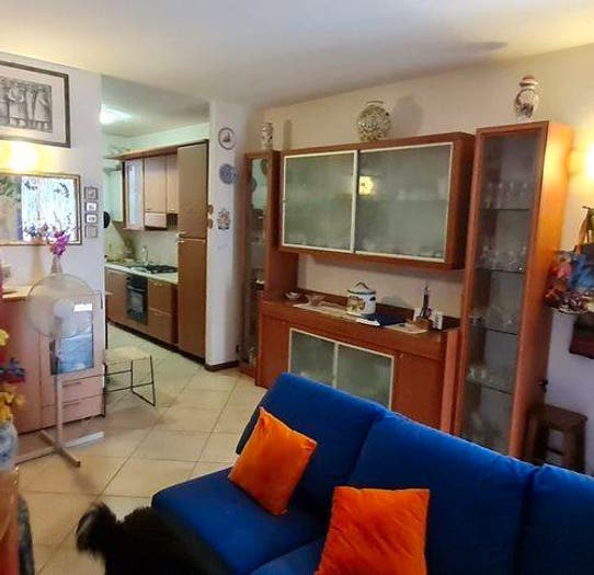 Appartamento trilocale in vendita in Via Falcone, Monteroni d'Arbia