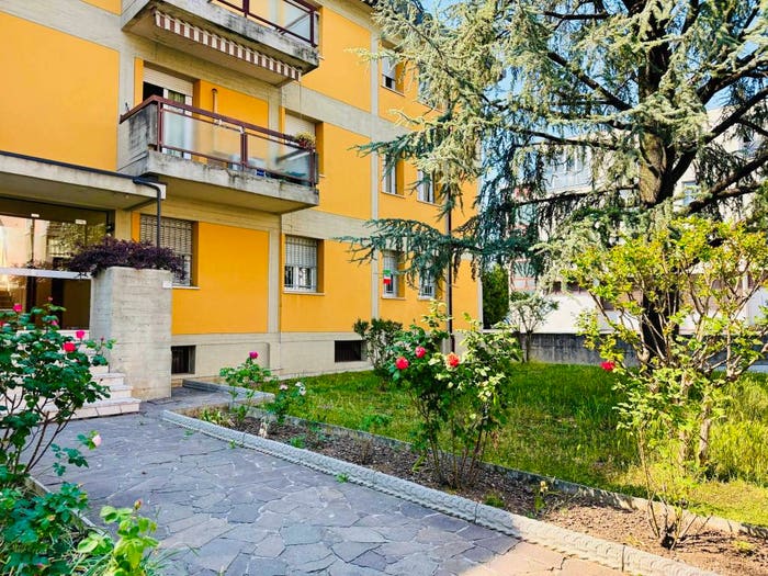 Appartamento con 6 locali in vendita in Via Paolo Riccardi, Casazza, Brescia