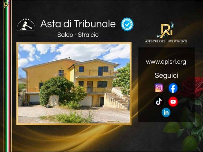 Appartamento quadrilocale in vendita in Via Madonna delle Grazie, Centro, Montegabbione