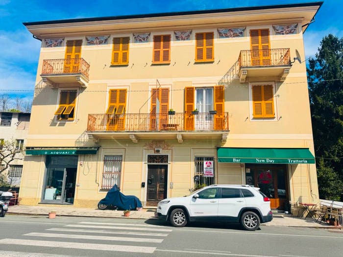 Appartamento quadrilocale in vendita in Via Statale, San Pietro Di Sturla, Carasco