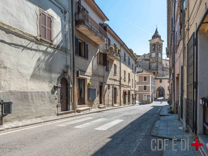Appartamento bilocale in vendita in Via Indipendenza, Gradoli