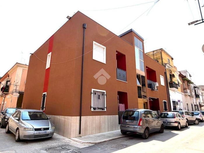 Appartamento trilocale in vendita in Vicolo Fauno, Quartieri Settecenteschi, Foggia