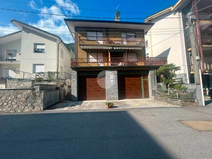 Appartamento bilocale in vendita in Via Roma, Centro, Locana