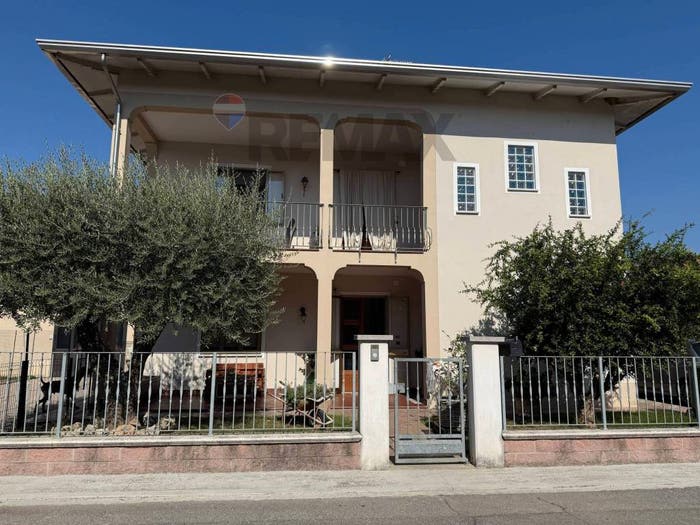 Appartamento con 5 locali in vendita in Centro, Gazoldo degli Ippoliti