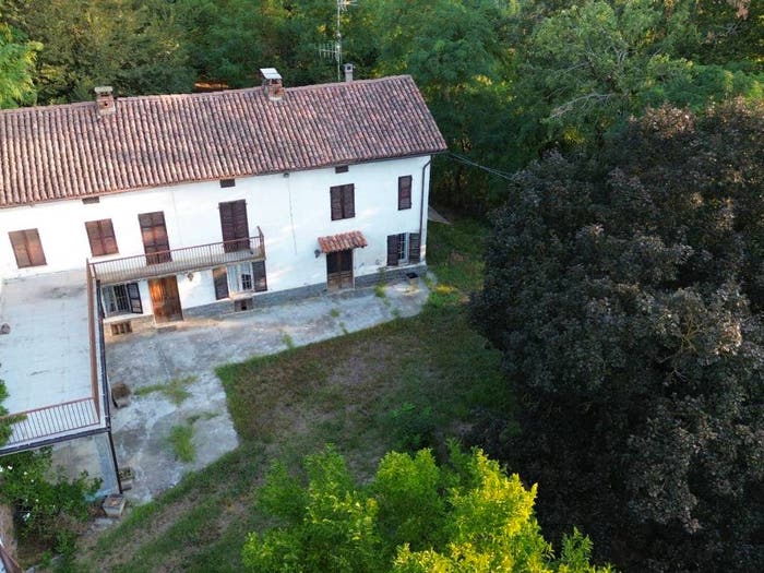 Casa con 6 locali in vendita in Via Fratel Teodoreto, Centro, Vinchio