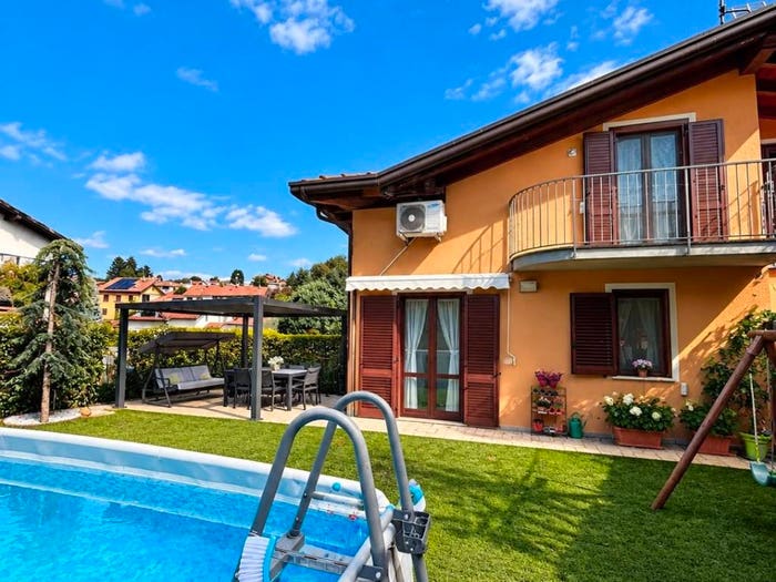 Casa quadrilocale in vendita in Centro, Appiano Gentile