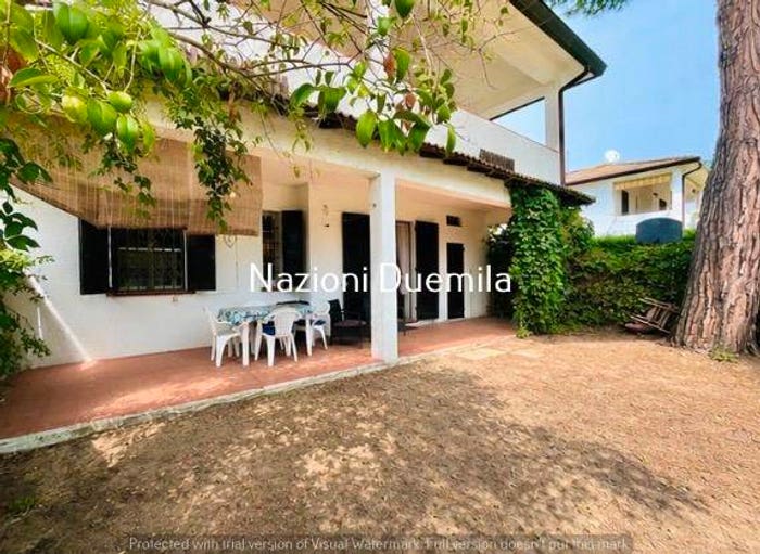 Casa trilocale in vendita in Viale Danimarca, Lido delle Nazioni, Comacchio