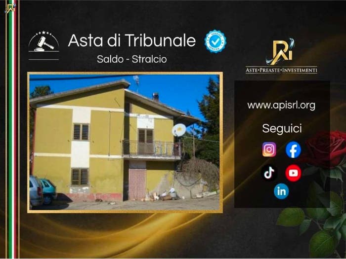 Appartamento con 6 locali in vendita in Contrada Pietra Scritta, Bella