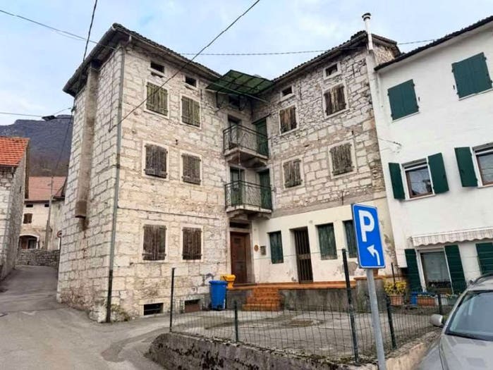 Appartamento con 6 locali in vendita in Frazione casan, Soccher Paiane Casan Arsie, Ponte nelle Alpi
