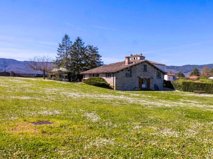 Casa con 6 locali in vendita in Centro, Borgo San Lorenzo