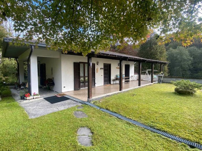 Casa quadrilocale in vendita in Via alla Fonte, Alta Valle Intelvi