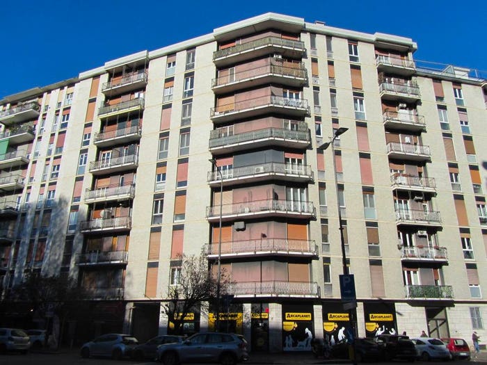 Appartamento trilocale in vendita in Viale Brenta, Lodi Brenta, Milano