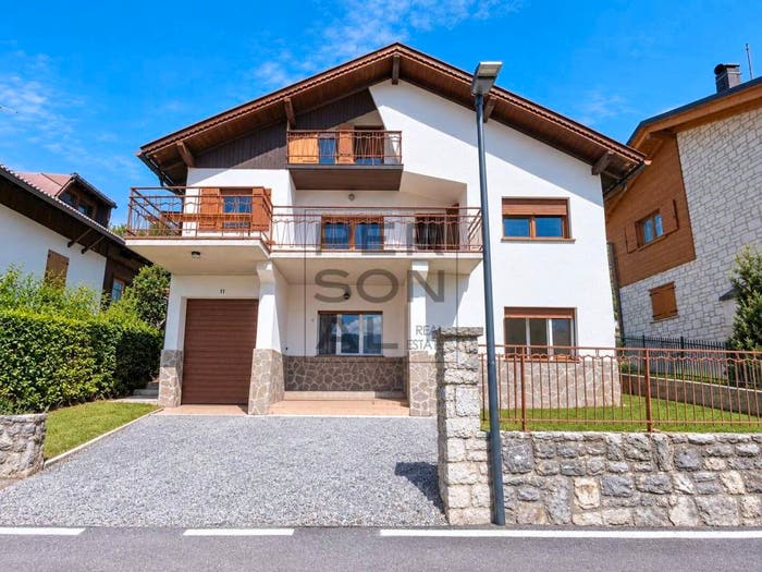 Casa con 6 locali in vendita in Centro, Folgaria