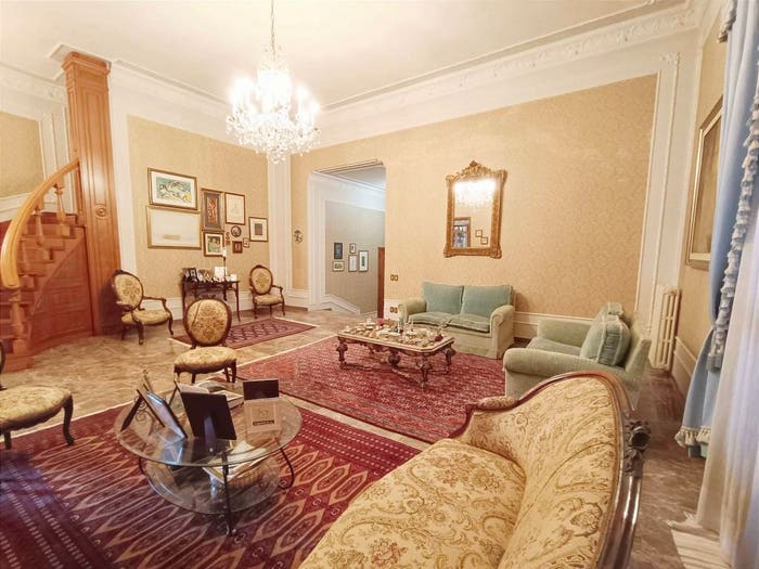 Casa con 6 locali in vendita in Via Bari, San Donaci