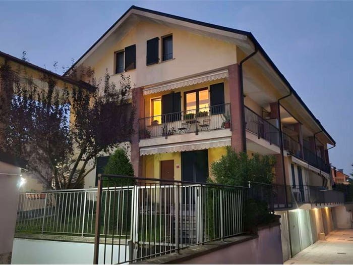 Appartamento trilocale in vendita in Via Milano, Centro, Landriano