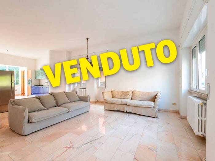 Casa con 6 locali in vendita in via Comandini, Maggiolina, Milano