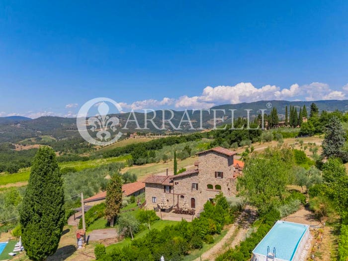 Casa con 6 locali in vendita in Via Case Sparse Panzano, Greve in Chianti