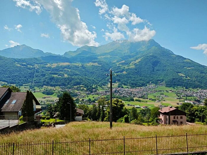 Appartamento trilocale in vendita in via per introbio, Centro, Barzio