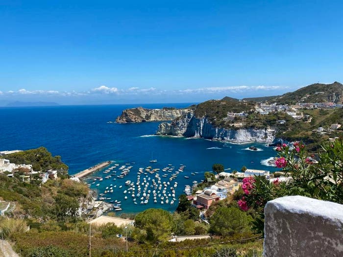 Appartamento bilocale in vendita in Via Campo Inglese, Ponza