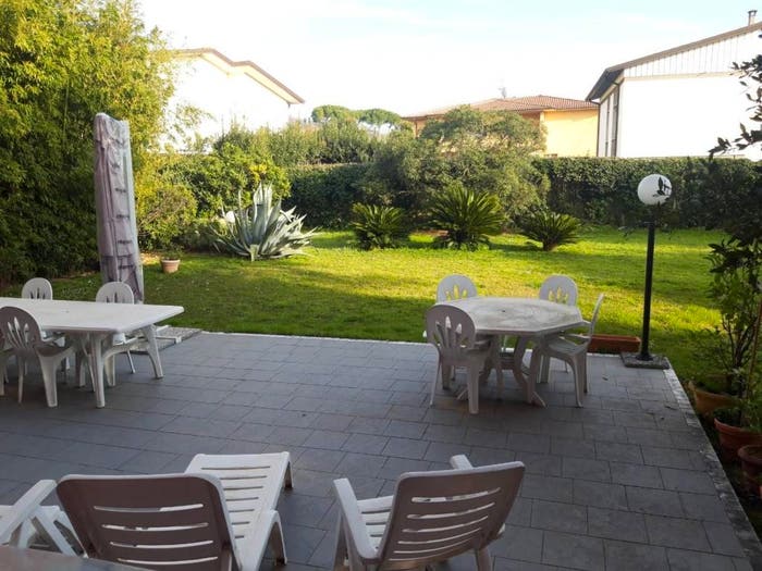 Casa con 6 locali in vendita in Stadio Sant'Antonio Marasio, Carrara