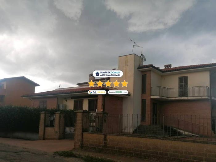 Appartamento trilocale in vendita in loc Caio, Barbarano Romano