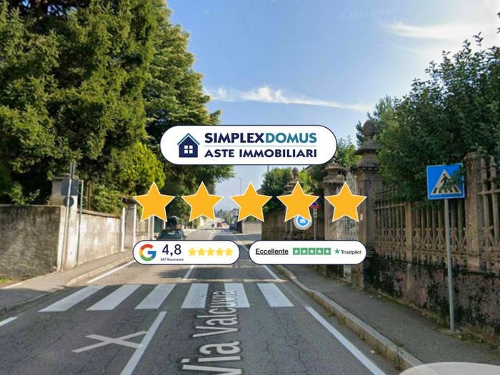 Appartamento quadrilocale in vendita in Via Valcuvia, Centro, Cittiglio