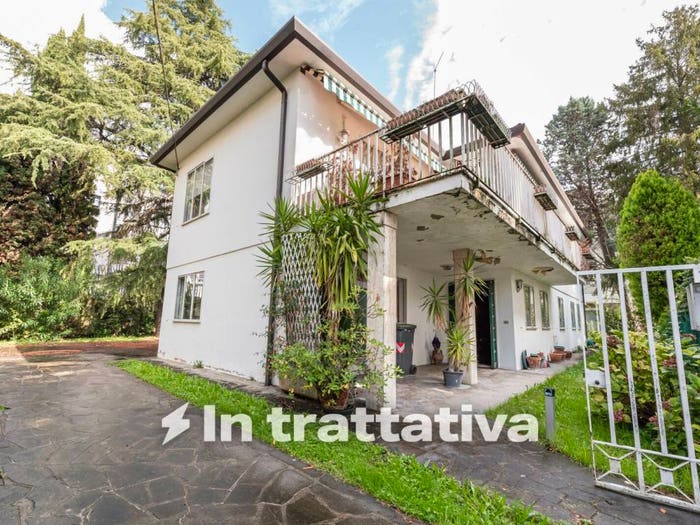 Casa con 6 locali in vendita in Via Ferdinando Lori, Madonna Pellegrina, Padova