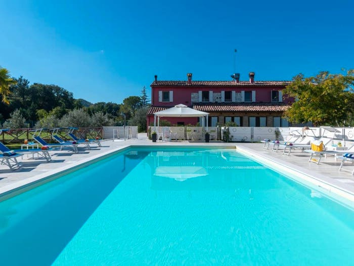 Casa con 6 locali in vendita in Via dei Molini, Fossombrone