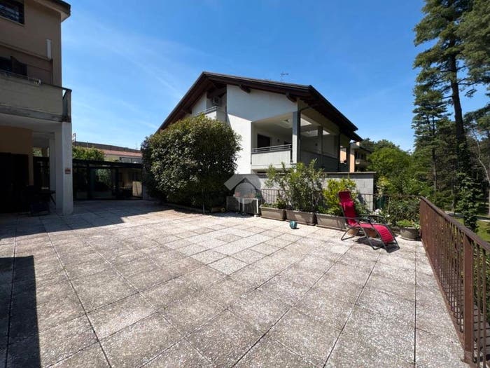 Casa quadrilocale in vendita in Via per san giorgio, Parco Castello, Legnano