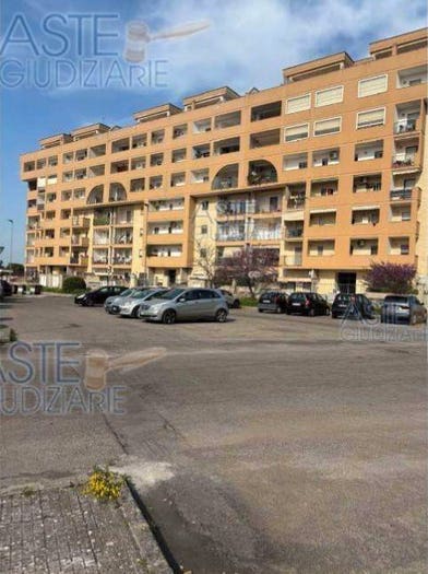 Appartamento bilocale in vendita in Piazzetta Lucio Battisti, Rudiae Casermette, Lecce
