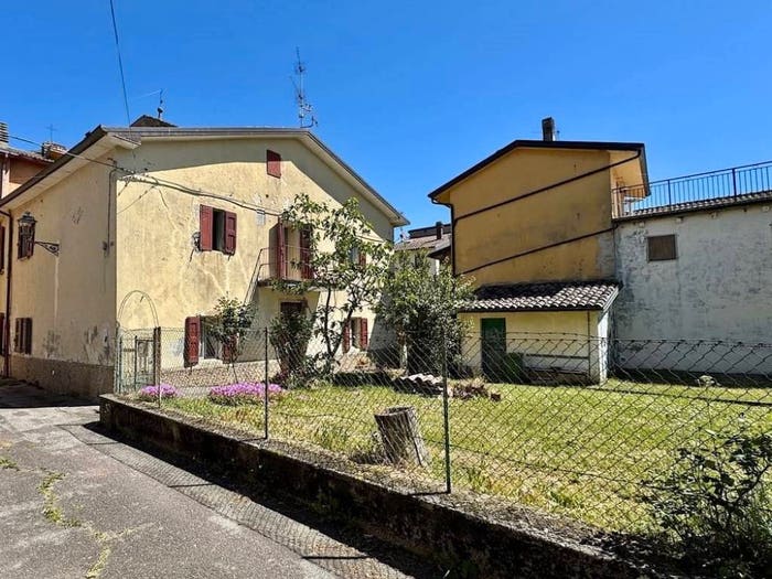 Casa con 6 locali in vendita in Via Aldo Moro, Centro, Castel di Casio