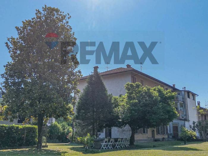 Casa con 6 locali in vendita in Via Torino, Centro, Villa del Bosco