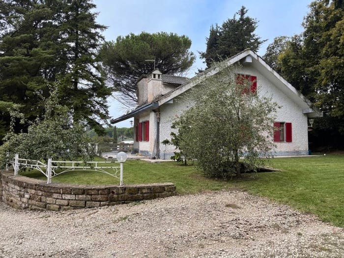 Casa con 6 locali in vendita in Via della Tuscia, Colle Diana, Sutri