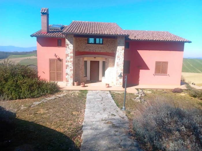Casa con 6 locali in vendita in Vocabolo Colle la Rena, Montecastrilli